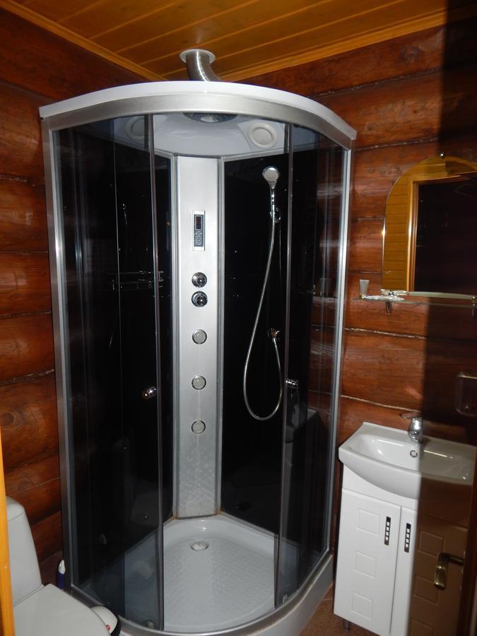 Hotel Zatyshok Svalyava Esterno foto